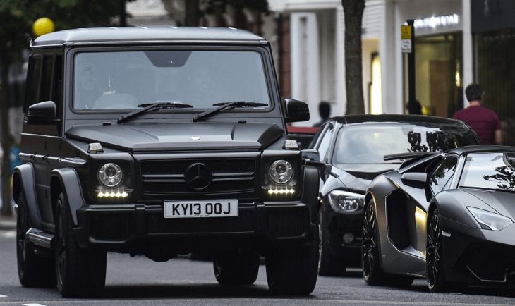 Arab supercars overtake streets of Central London