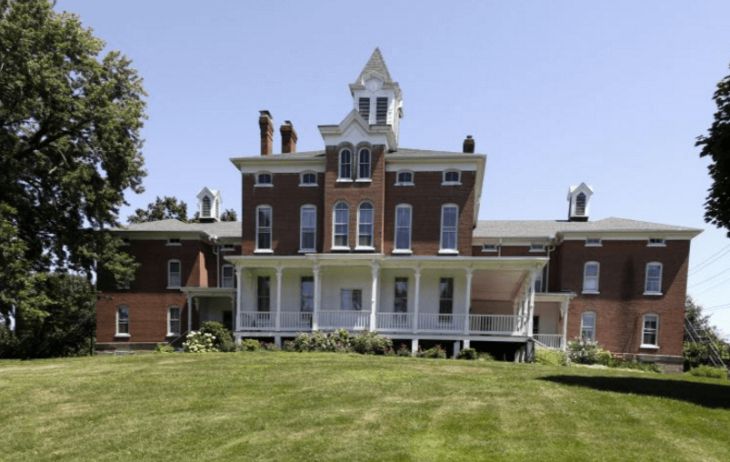 Most haunted places in America