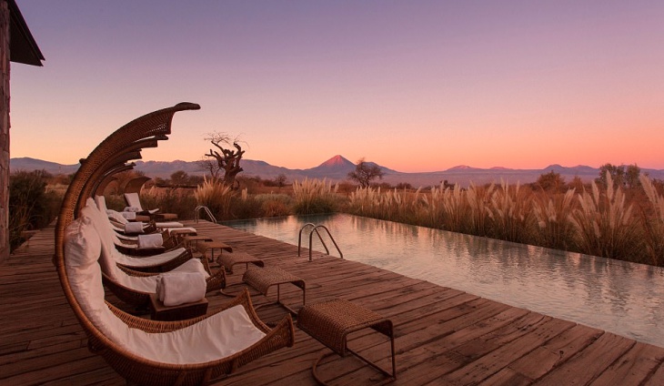 10 best looking hotel pools worldwide