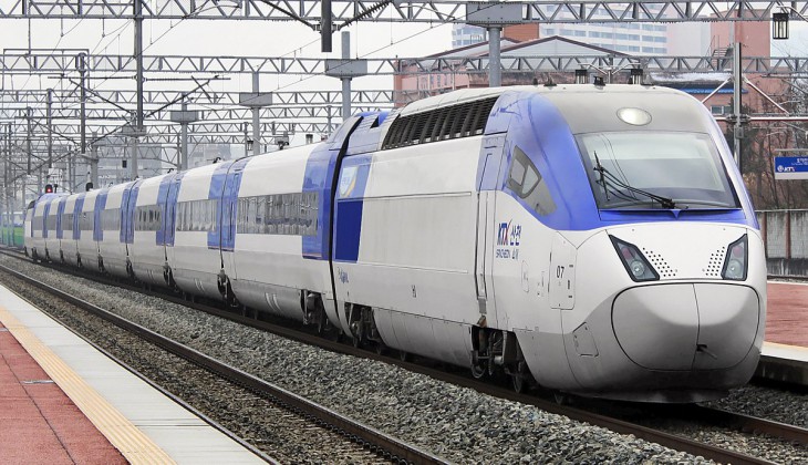 8 fastest trains in the world