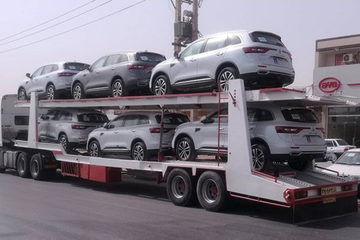 Brand new 2017 Renaults in Iran