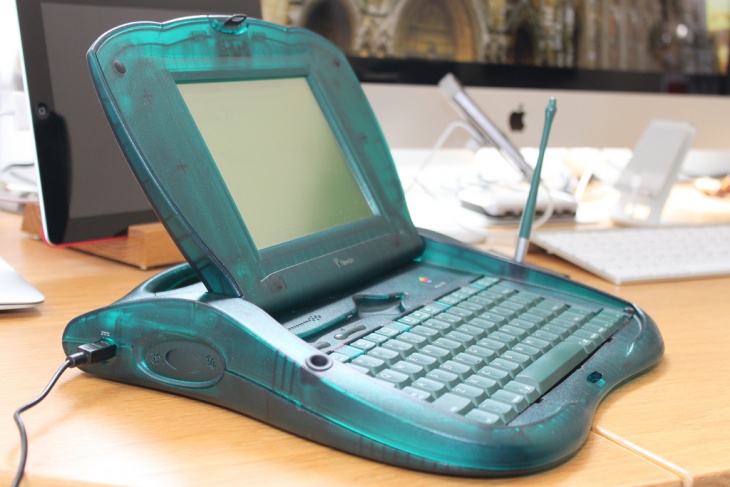 8 Apple Inc. products that failed