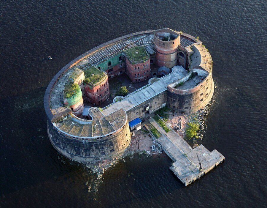 Spectacular abandoned items across the globe