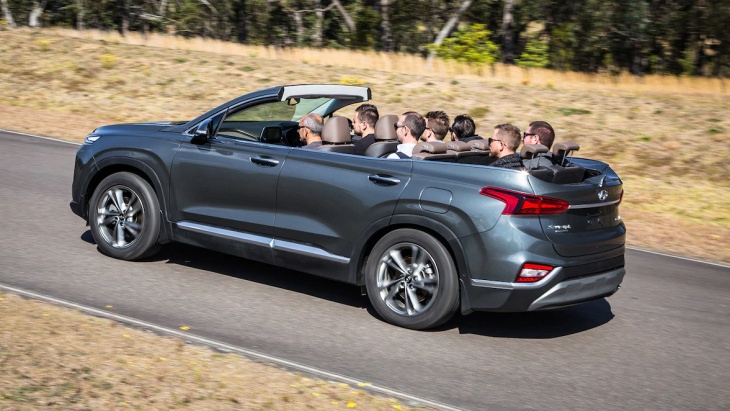 One-off Hyundai cabriolet for 7 people