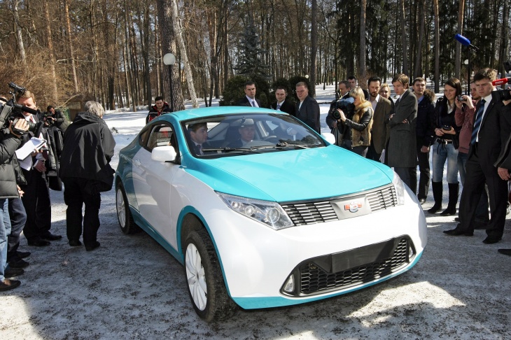 8 cars Vladimir Putin has taken for a spin