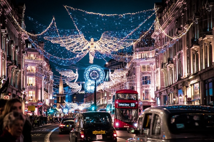 Cities worldwide with the best Christmas decorations