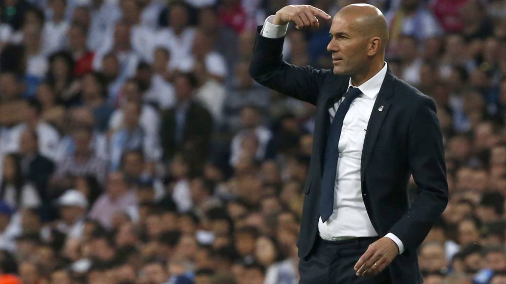 Zidane involved in car crash on his way to training