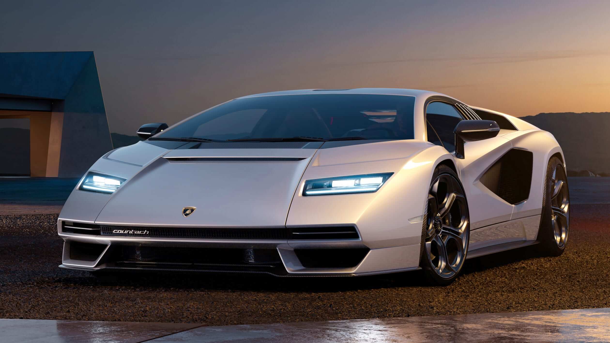 Lamborghini remake classic Countach model for 2022