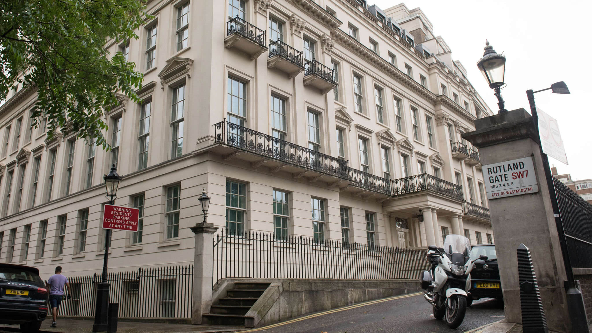 Hong Kong billionaire buys $276 million London home