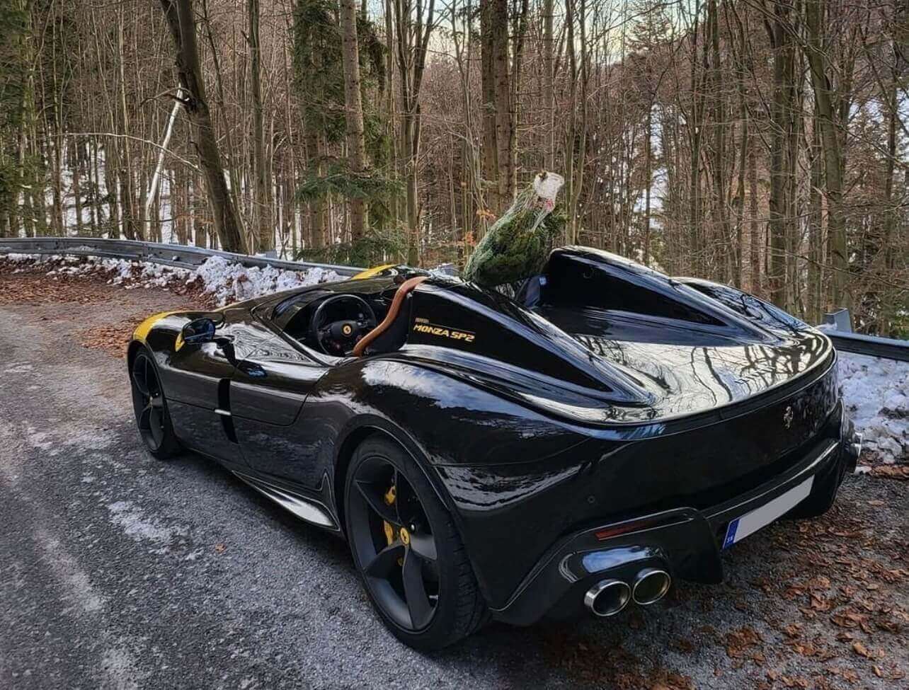 Christmas tree supercar trend that needs to stop