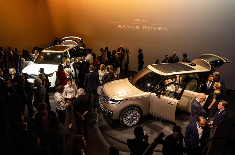 Impressive facts about the new 2022 Range Rover