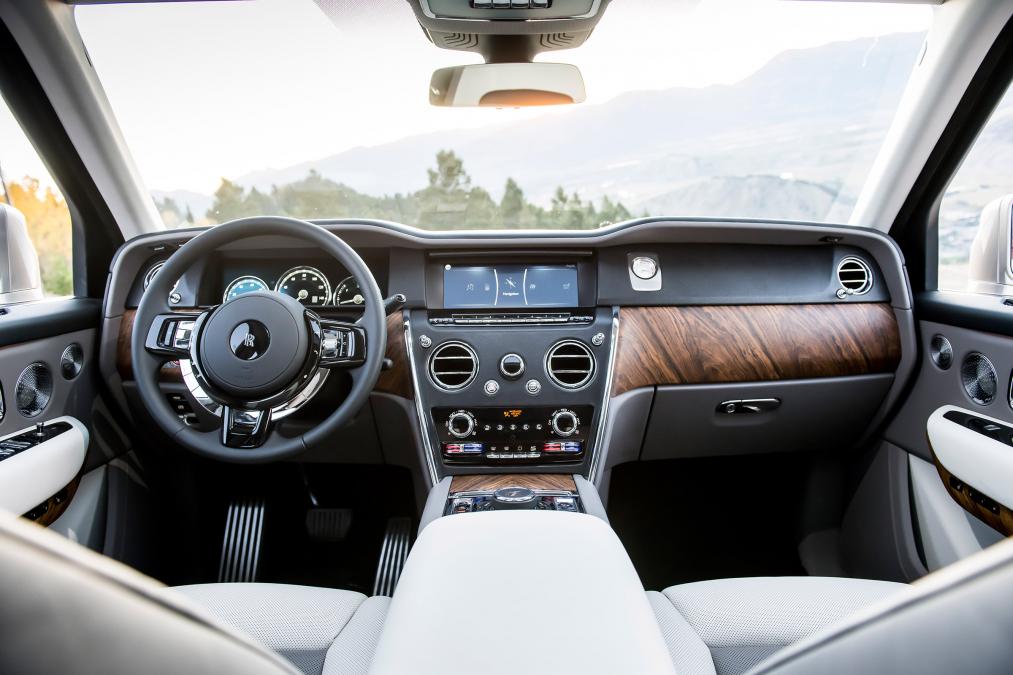 World’s most luxurious SUV made by Rolls Royce – Page 4 – Newsglobal24